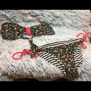 SOLD 4 WAY SWIMSUIT !!! Women s/m/l reversible